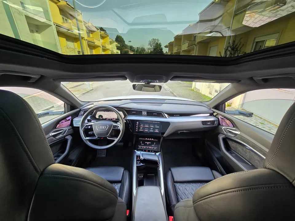 audi-e-tron-55-quattro-2020-eletrico