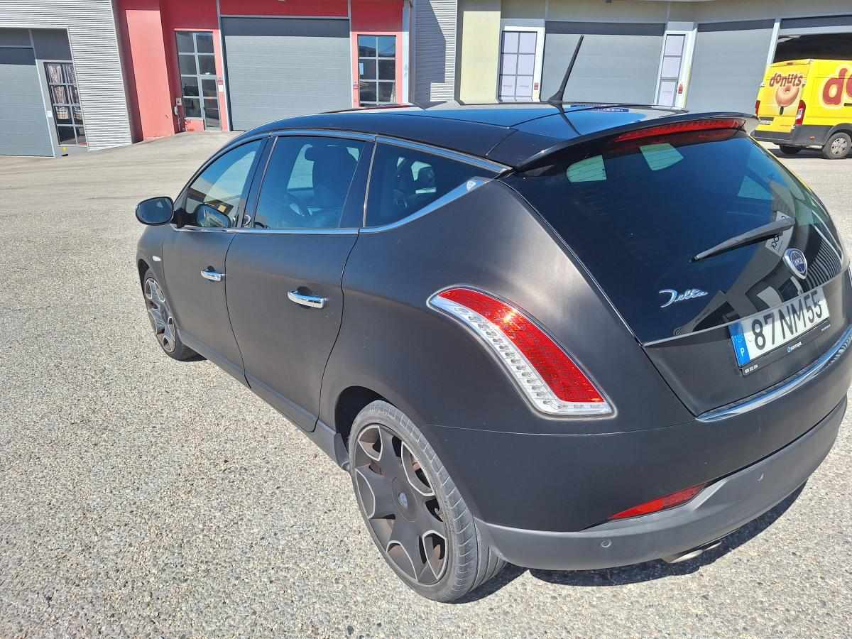 lancia-delta-1-6-2013-diesel-1598cc