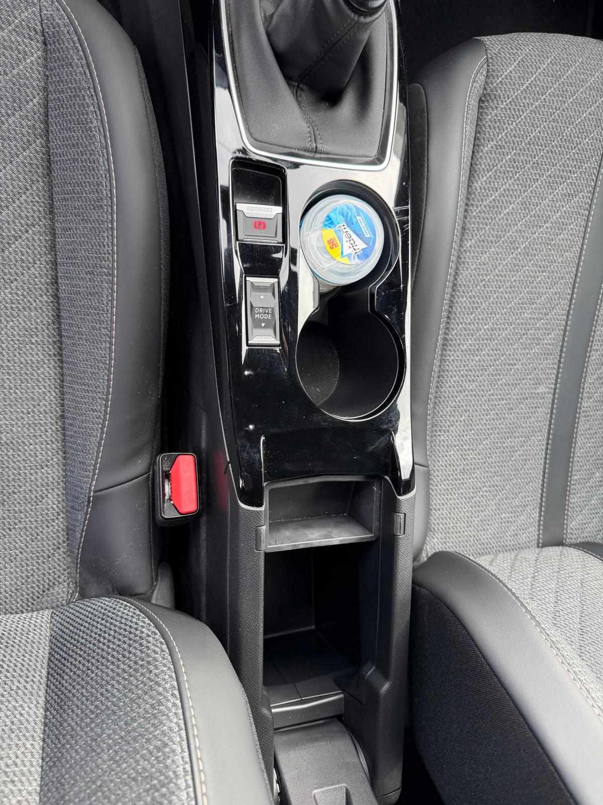 peugeot-2008-1-2-puretech-2024-gasolina-1199cc