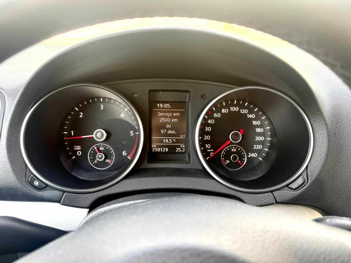 volkswagen-golf-2-0-tdi-2012-diesel-1968cc