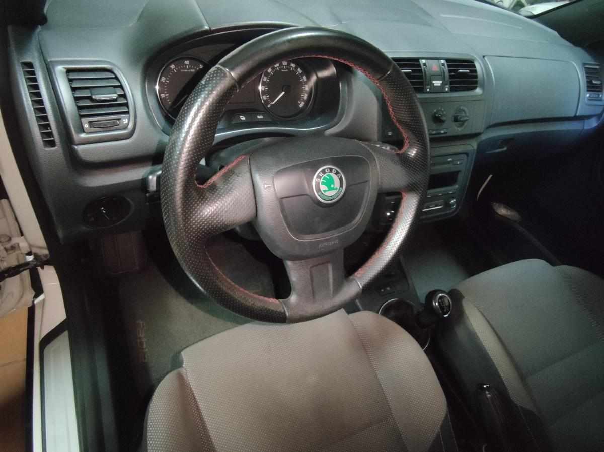 skoda-fabia-1-2-tsi-2011-gasolina-1197cc