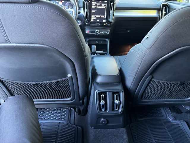 volvo-xc40-recharge-t4-phev-2022-gasolina-1477cc