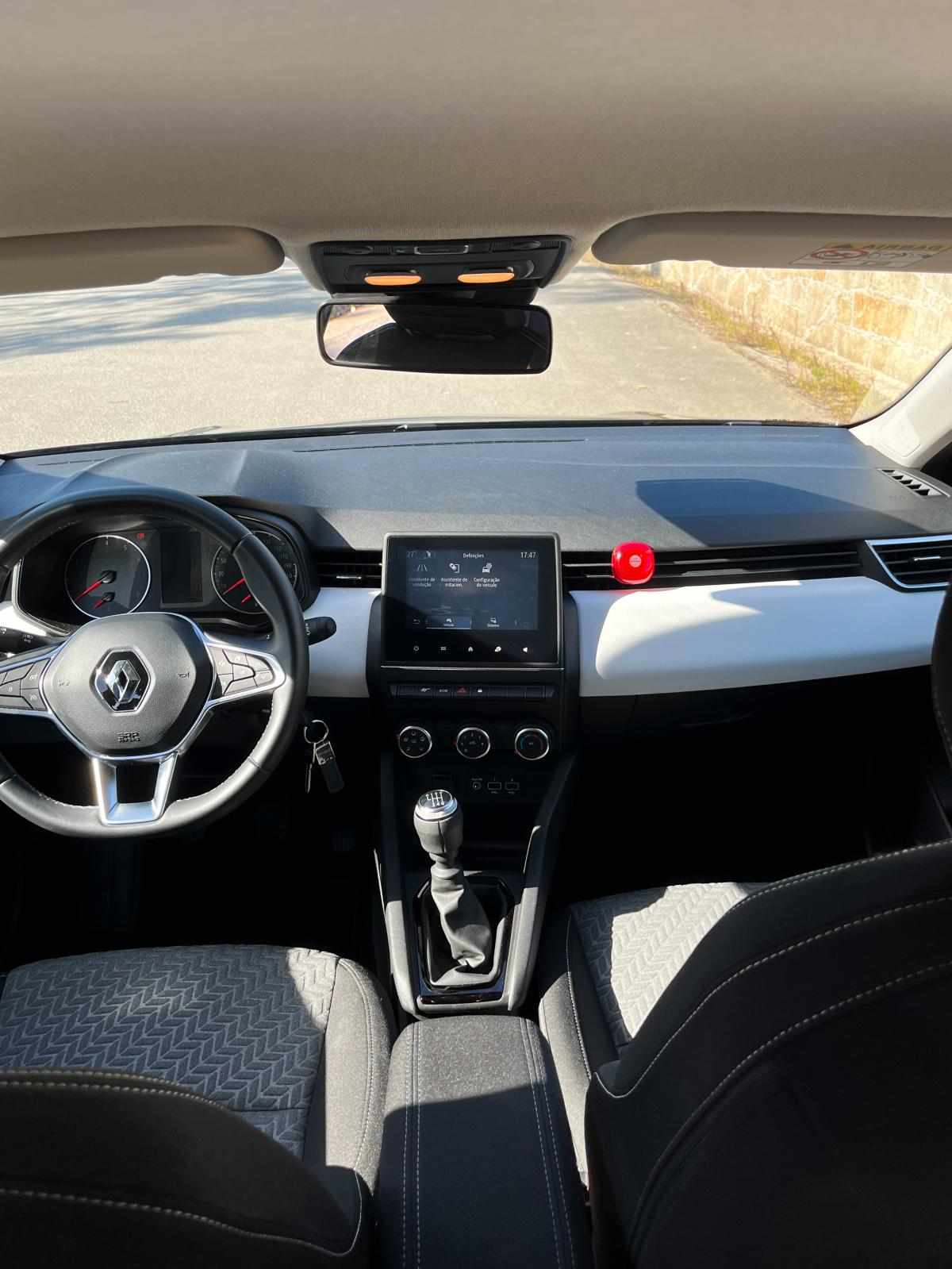 renault-clio-1-0-tce-2023-gasolina-999cc