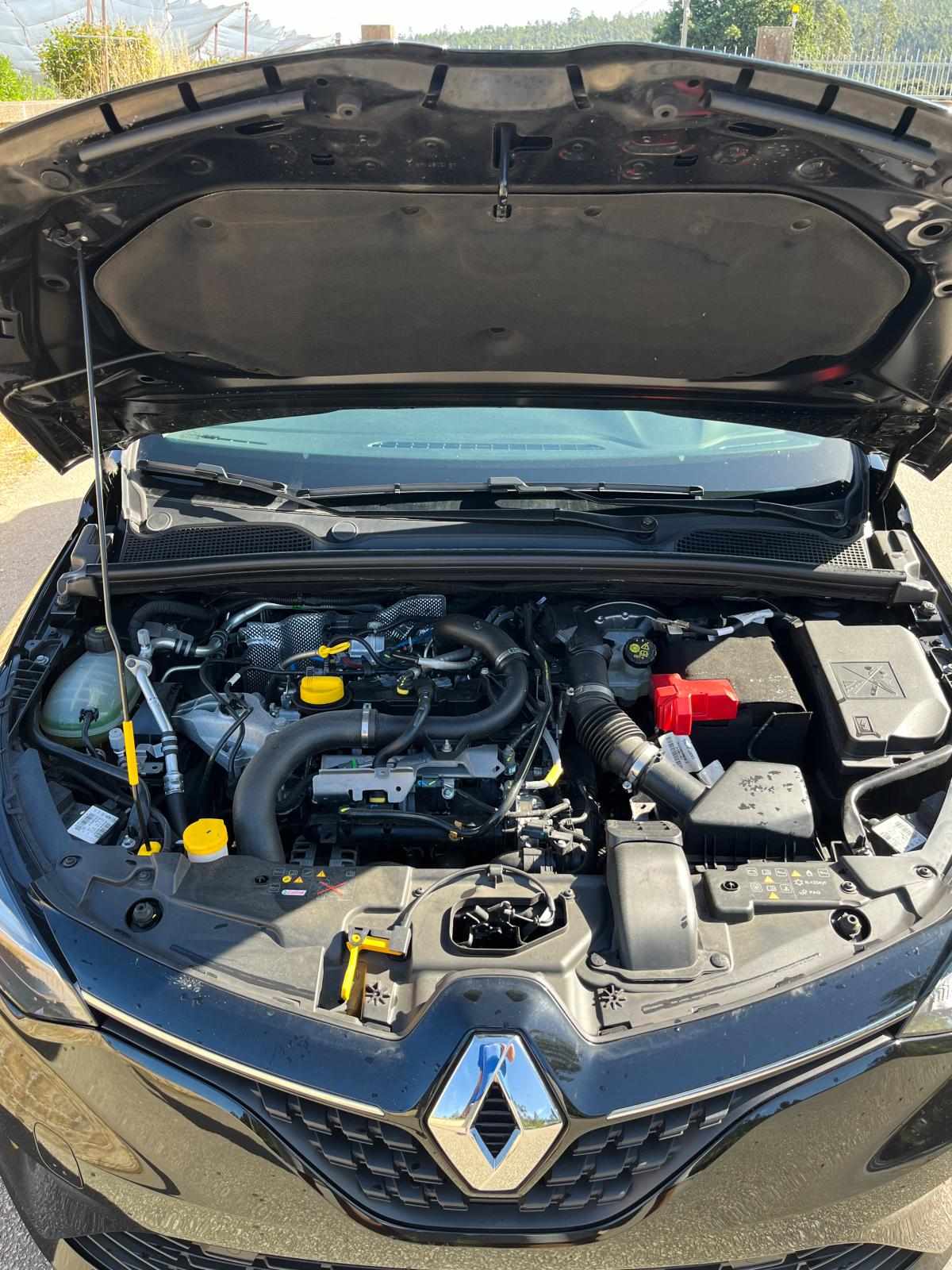 renault-clio-1-0-tce-2023-gasolina-999cc