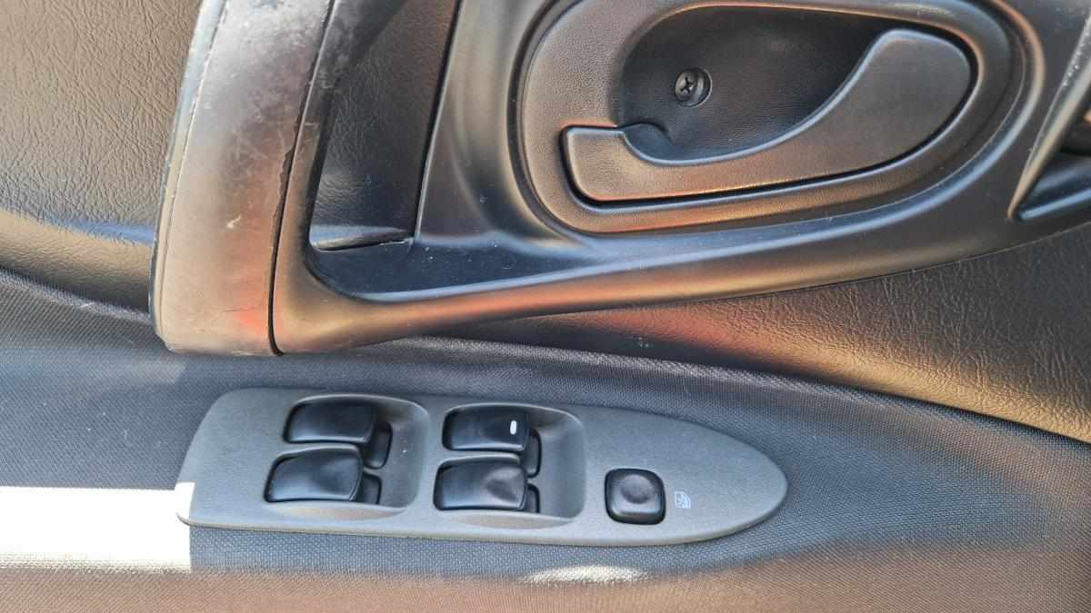 mitsubishi-space-star-1-3-2002-gasolina-1299cc