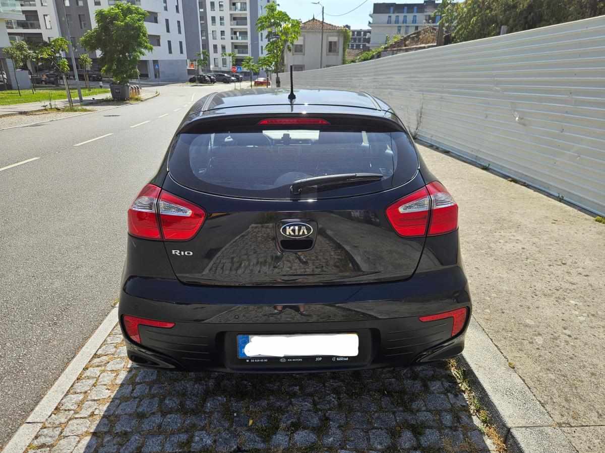 kia-rio-1-2-cvvt-2015-gasolina-1248cc