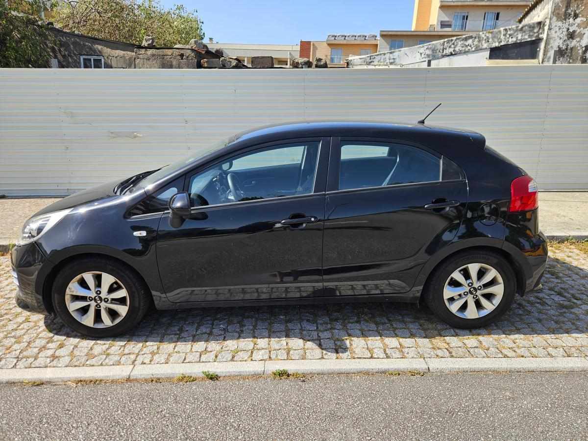 kia-rio-1-2-cvvt-2015-gasolina-1248cc
