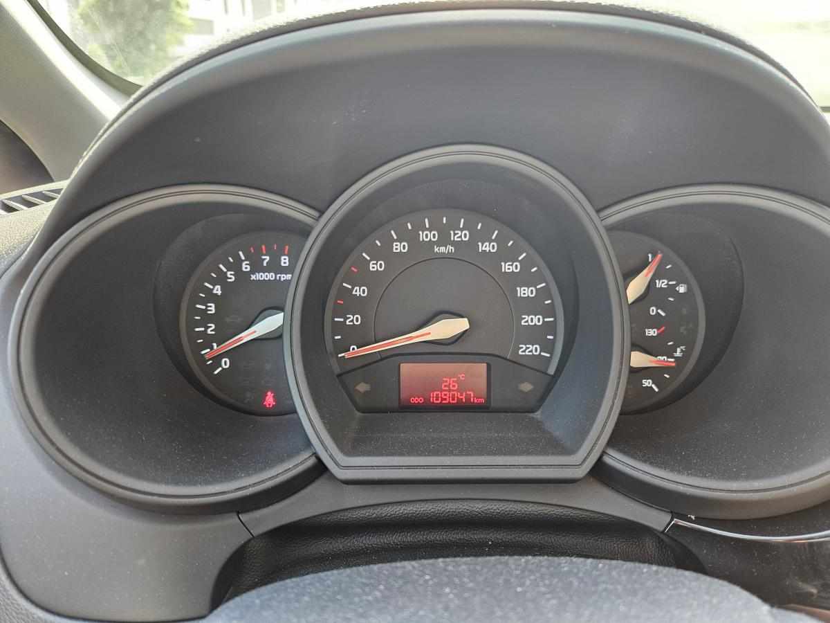 kia-rio-1-2-cvvt-2015-gasolina-1248cc