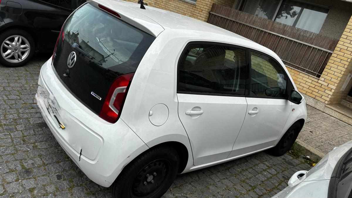 volkswagen-up-1-0-2014-gasolina-999cc