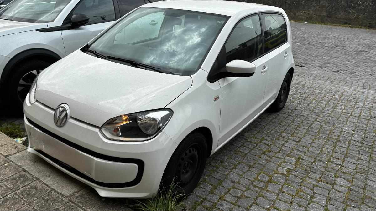 volkswagen-up-1-0-2014-gasolina-999cc