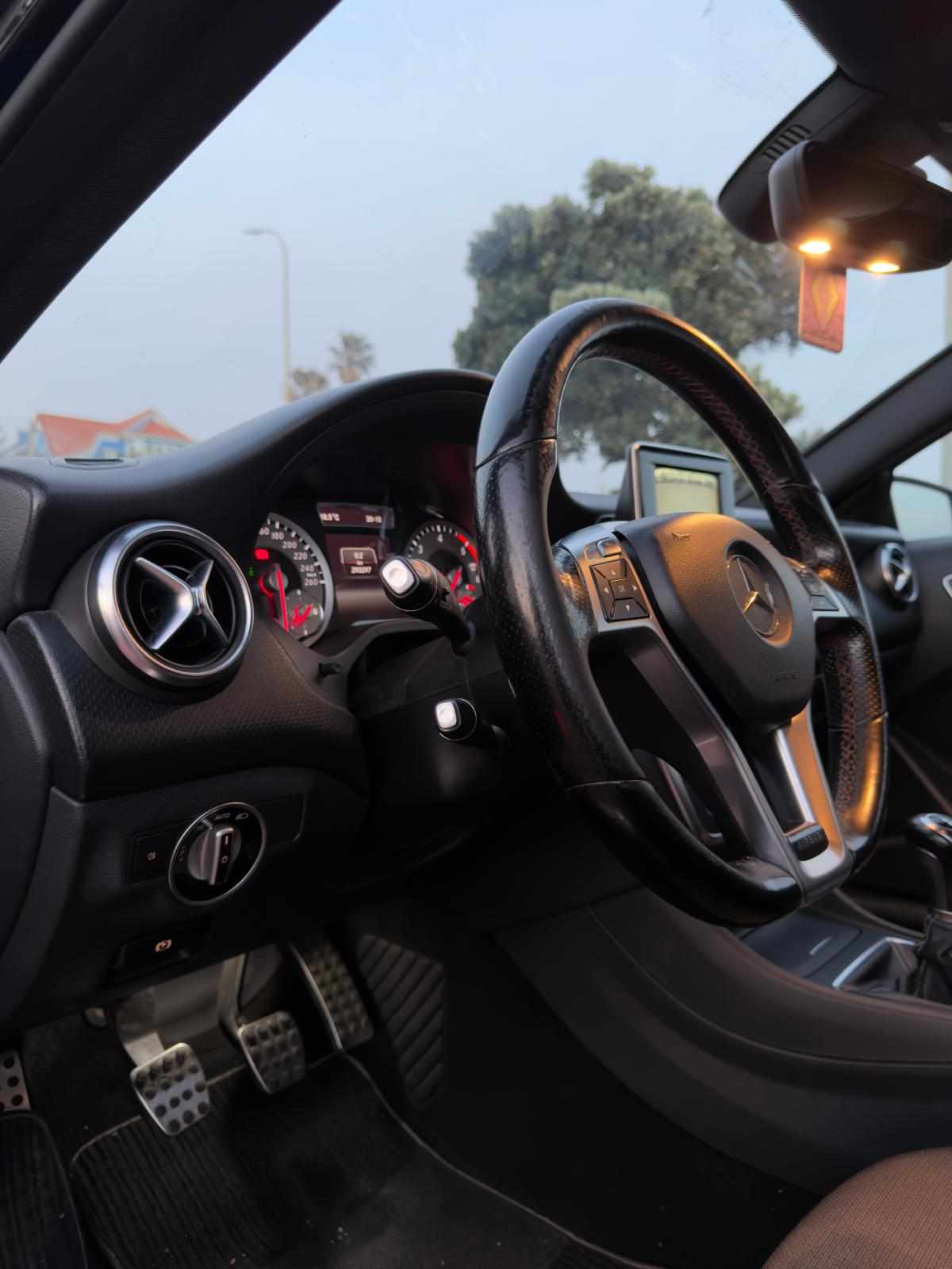 mercedes-benz-classe-a-a-180-cdi-blueefficiency-2013-diesel-1461cc