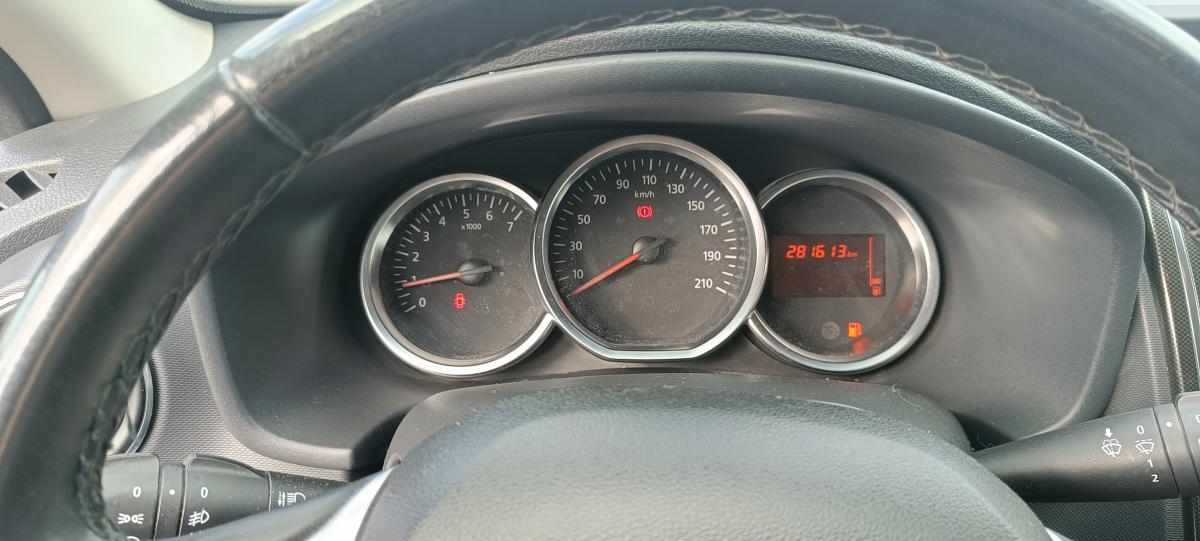dacia-sandero-0-9-tce-2019-gasolina-898cc