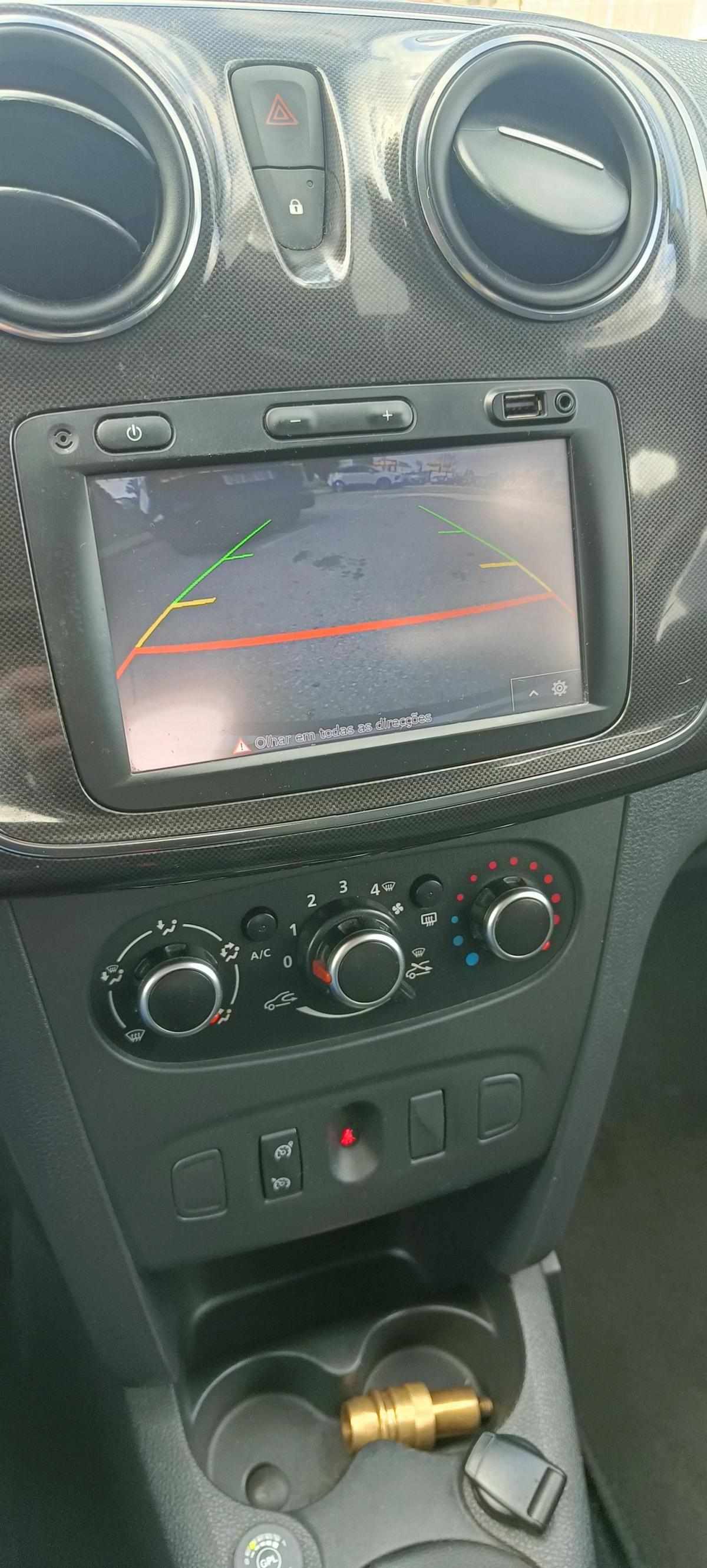 dacia-sandero-0-9-tce-2019-gasolina-898cc