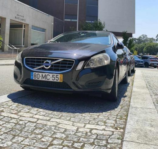volvo-s60-2-0-d3-2011-diesel-1984cc