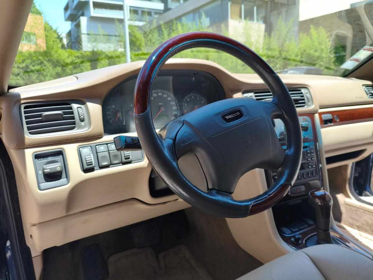 volvo-c70-2-0-163cv-2002-gasolina-1984cc