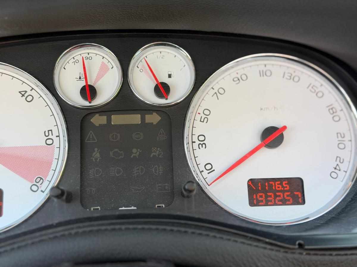 peugeot-307-2-0-hdi-2006-diesel-1997cc