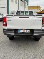 toyota-hilux-2-4-4wd-2017-diesel-2393cc