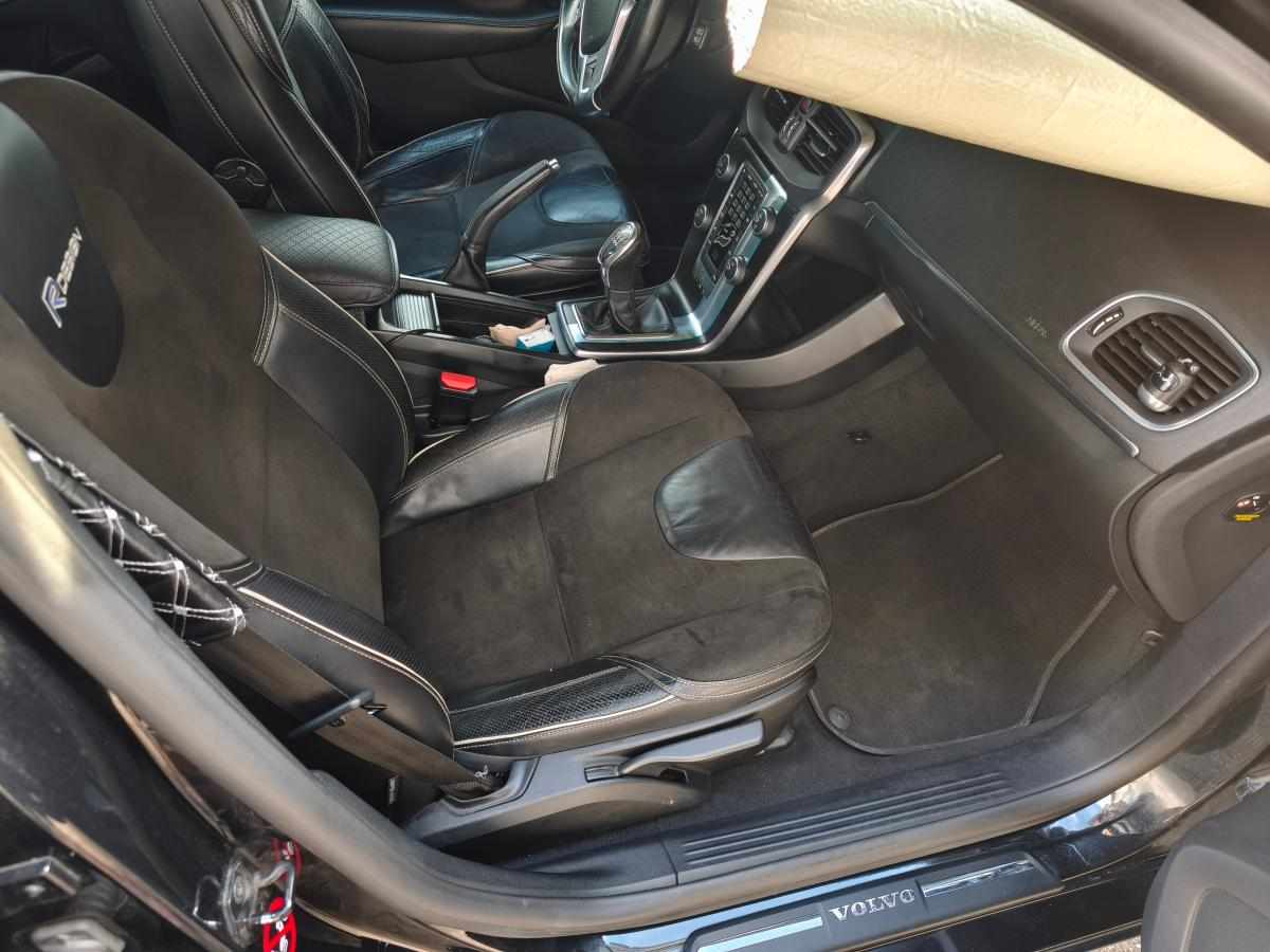 volvo-v40-1-6-d2-2013-diesel-1560cc