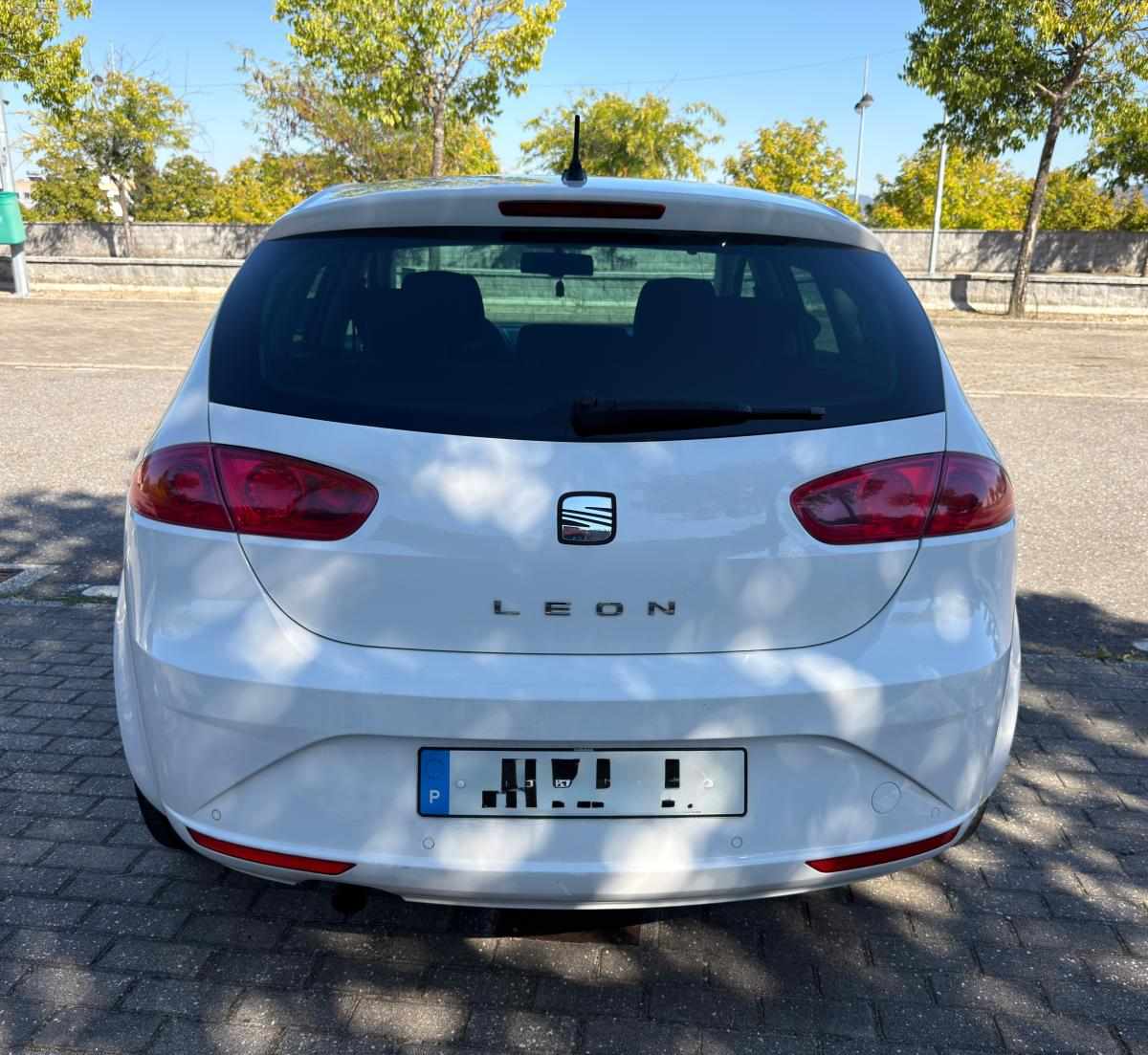 seat-leon-1-9-tdi-2009-diesel-1896cc