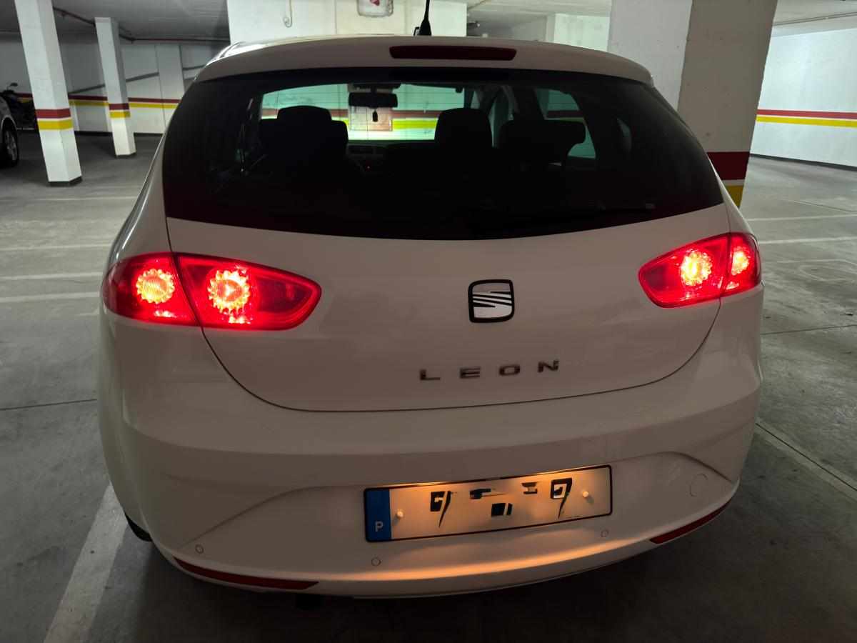 seat-leon-1-9-tdi-2009-diesel-1896cc
