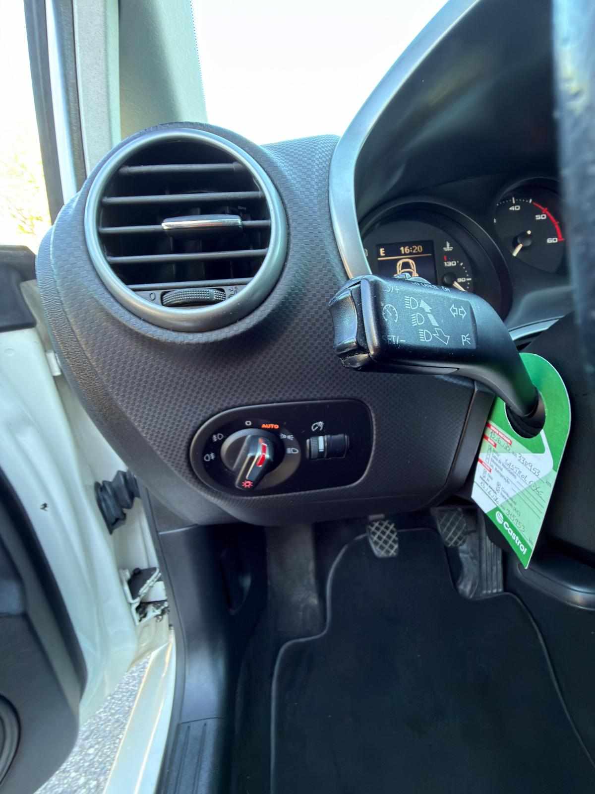 seat-leon-1-9-tdi-2009-diesel-1896cc