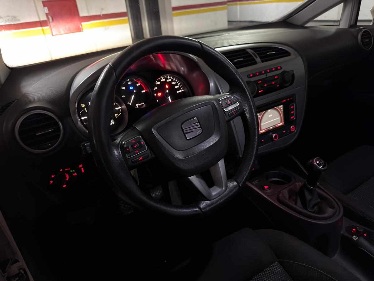 seat-leon-1-9-tdi-2009-diesel-1896cc