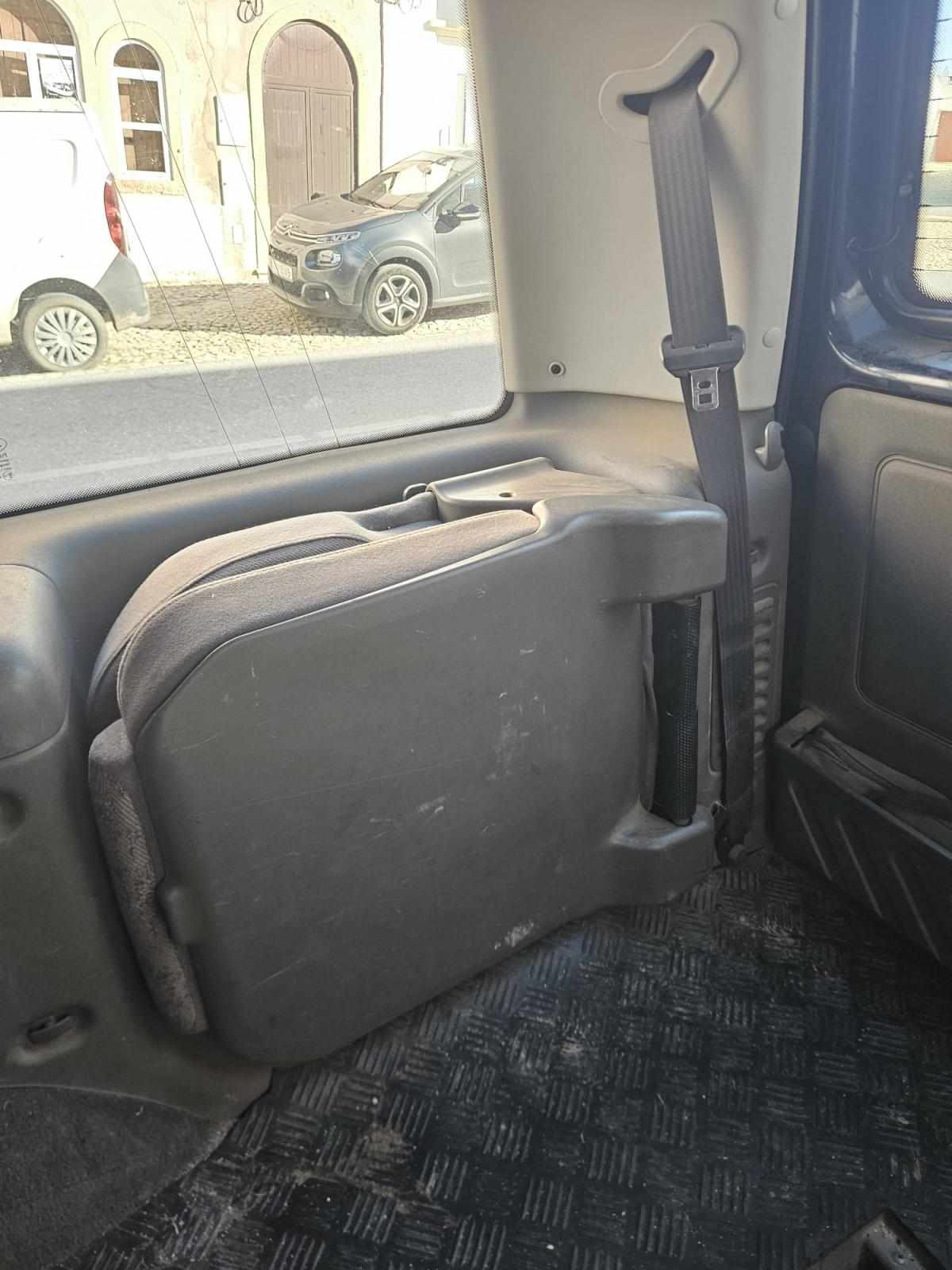 land-rover-discovery-2-5-awd-2000-diesel-2495cc