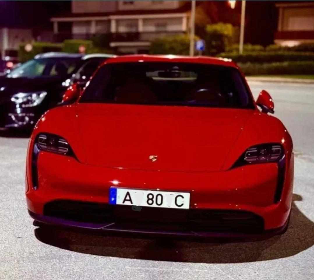 porsche-taycan-4s-2020-eletrico