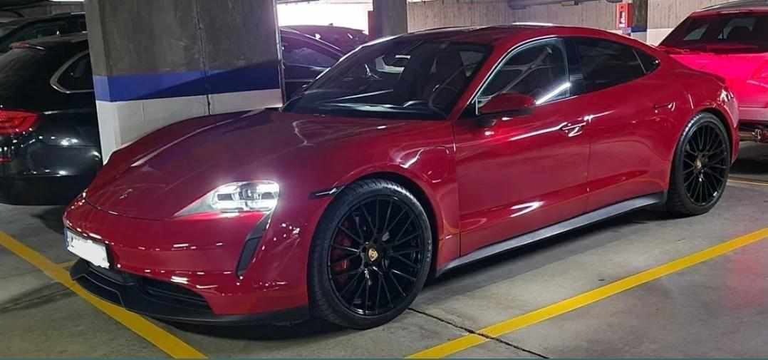 porsche-taycan-4s-2020-eletrico