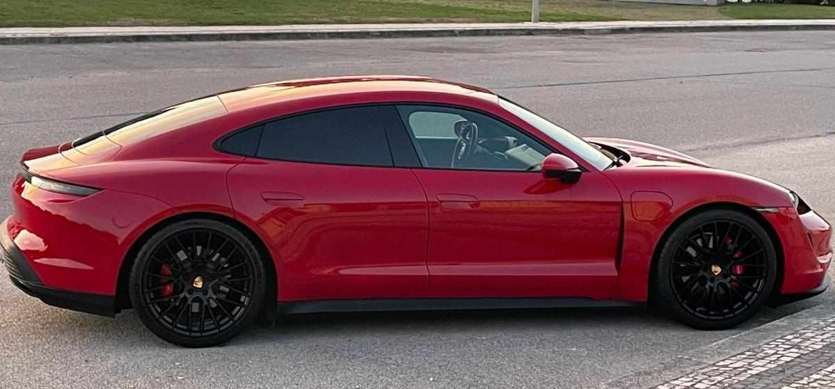porsche-taycan-4s-2020-eletrico