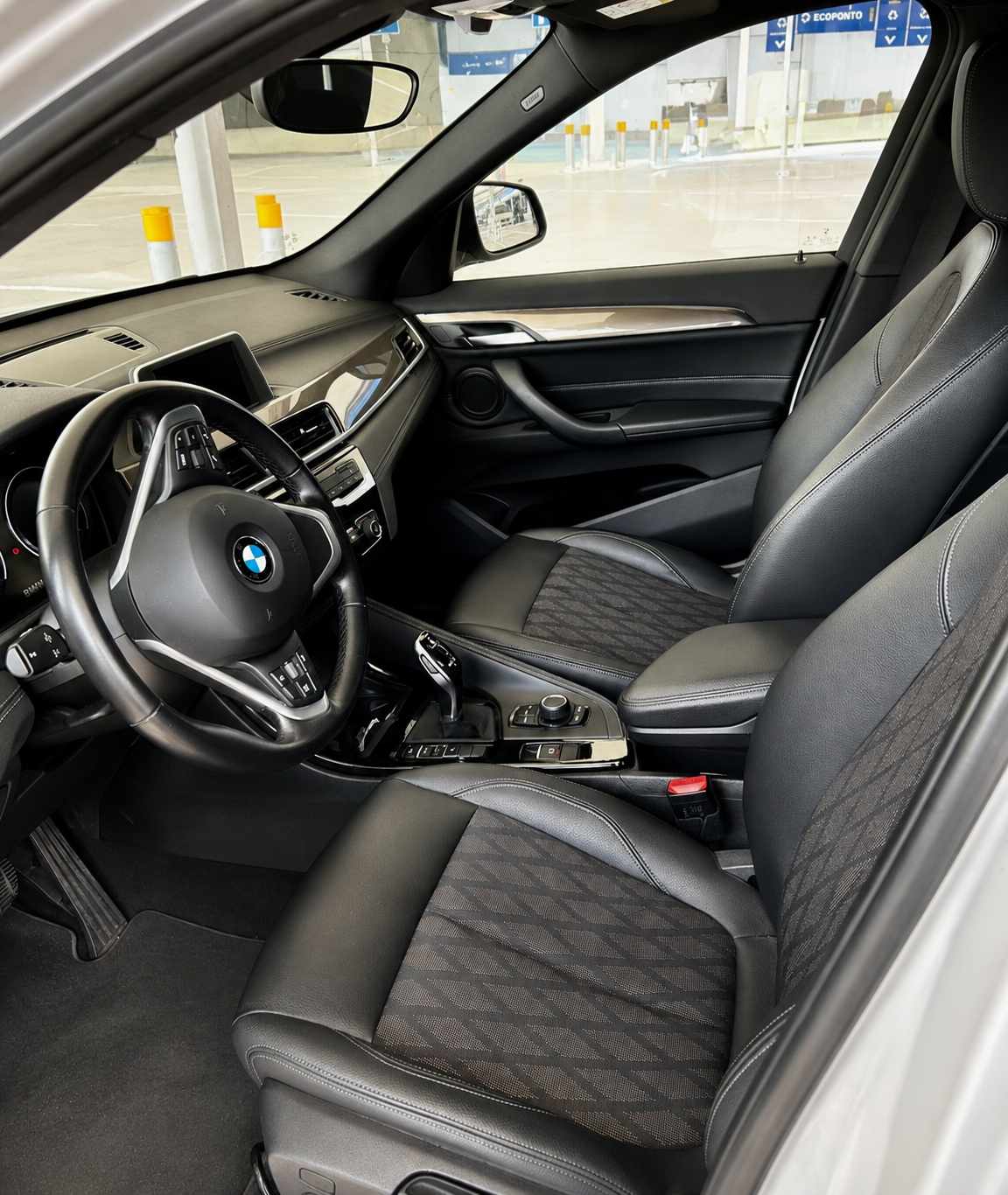 bmw-x1-sdrive16d-2019-diesel-1496cc