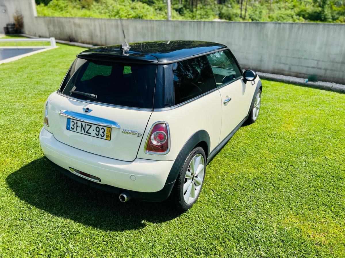 mini-hatch-d-2-0-2013-diesel-1598cc