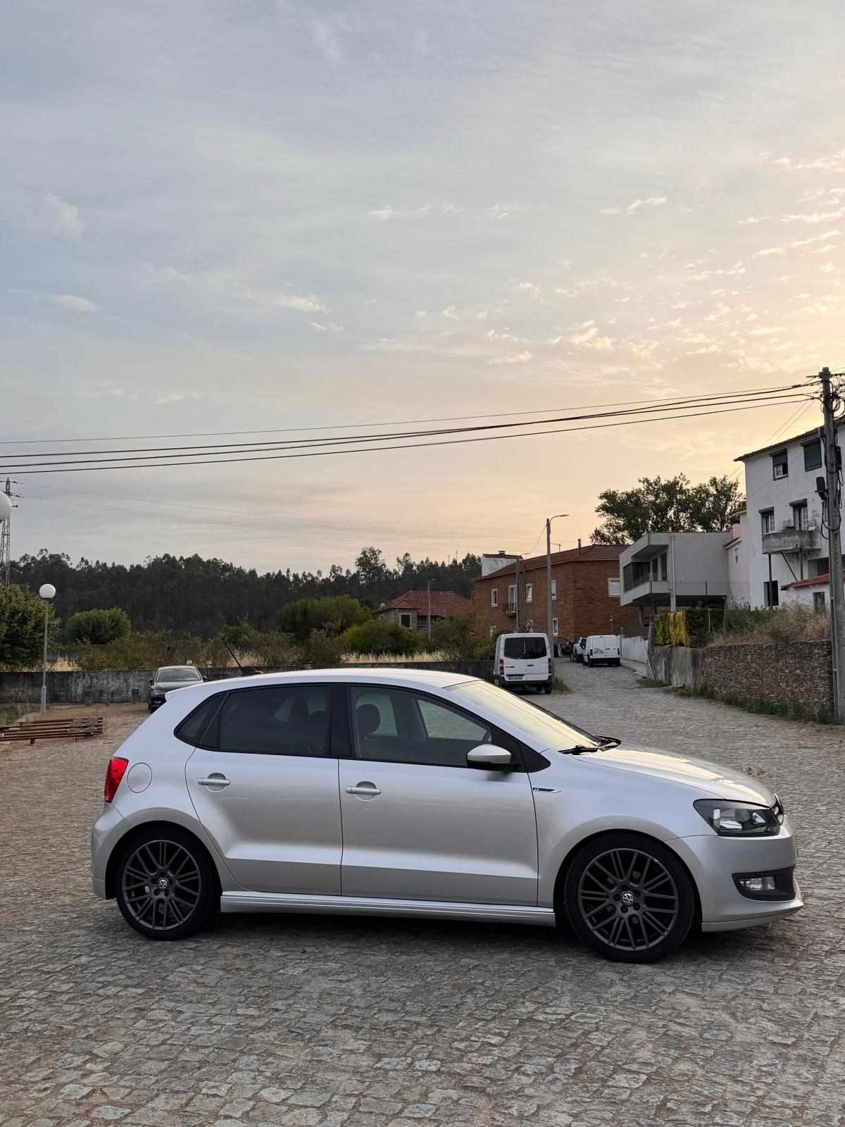 volkswagen-polo-1-2-tdi-bluemotion-2012-diesel-1199cc