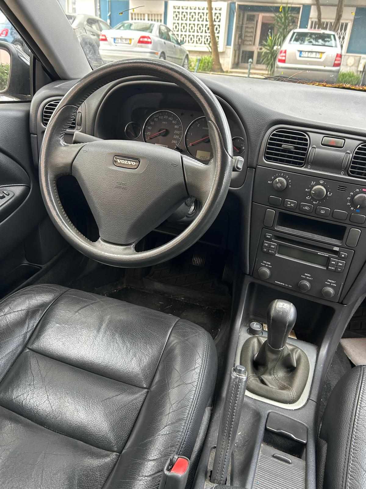 volvo-v40-1-9-d-2004-diesel-1870cc