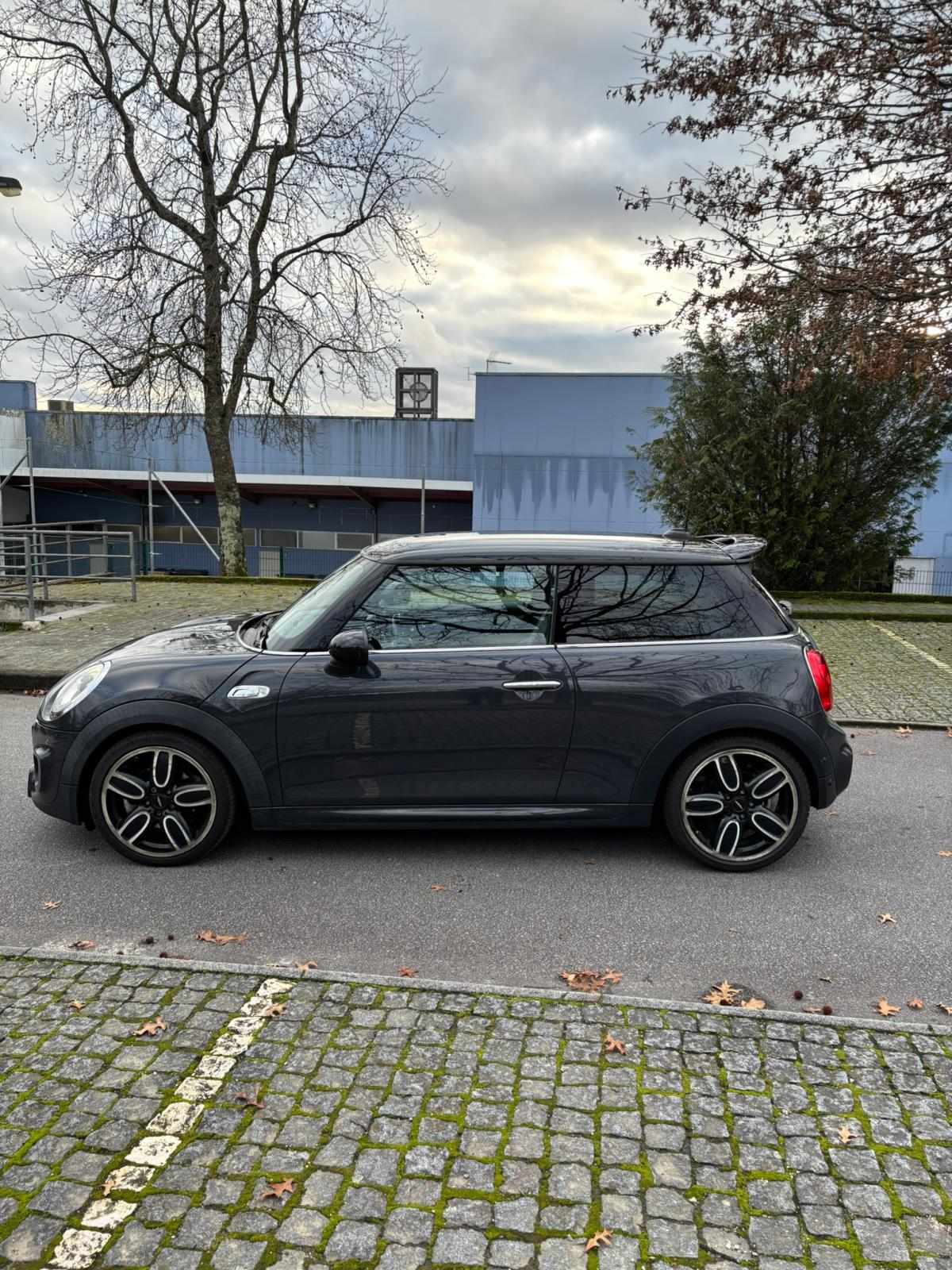 mini-hatch-sd-2-0-2015-diesel-1995cc