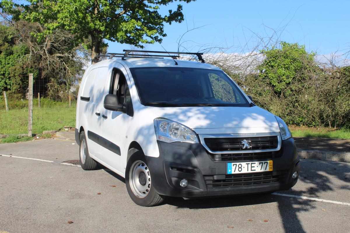 peugeot-partner-1-6-99cv-2017-diesel-1560cc