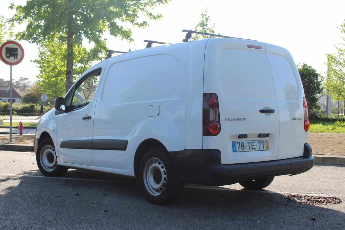 peugeot-partner-1-6-99cv-2017-diesel-1560cc
