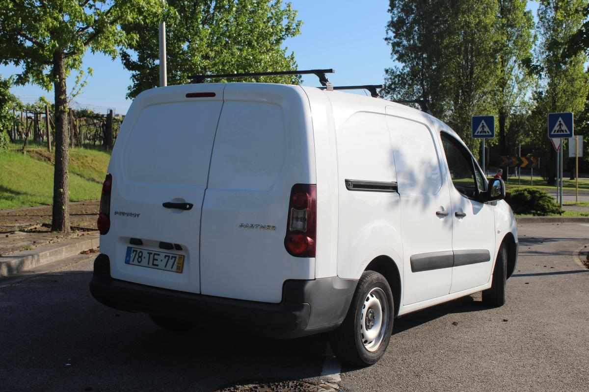 peugeot-partner-1-6-99cv-2017-diesel-1560cc