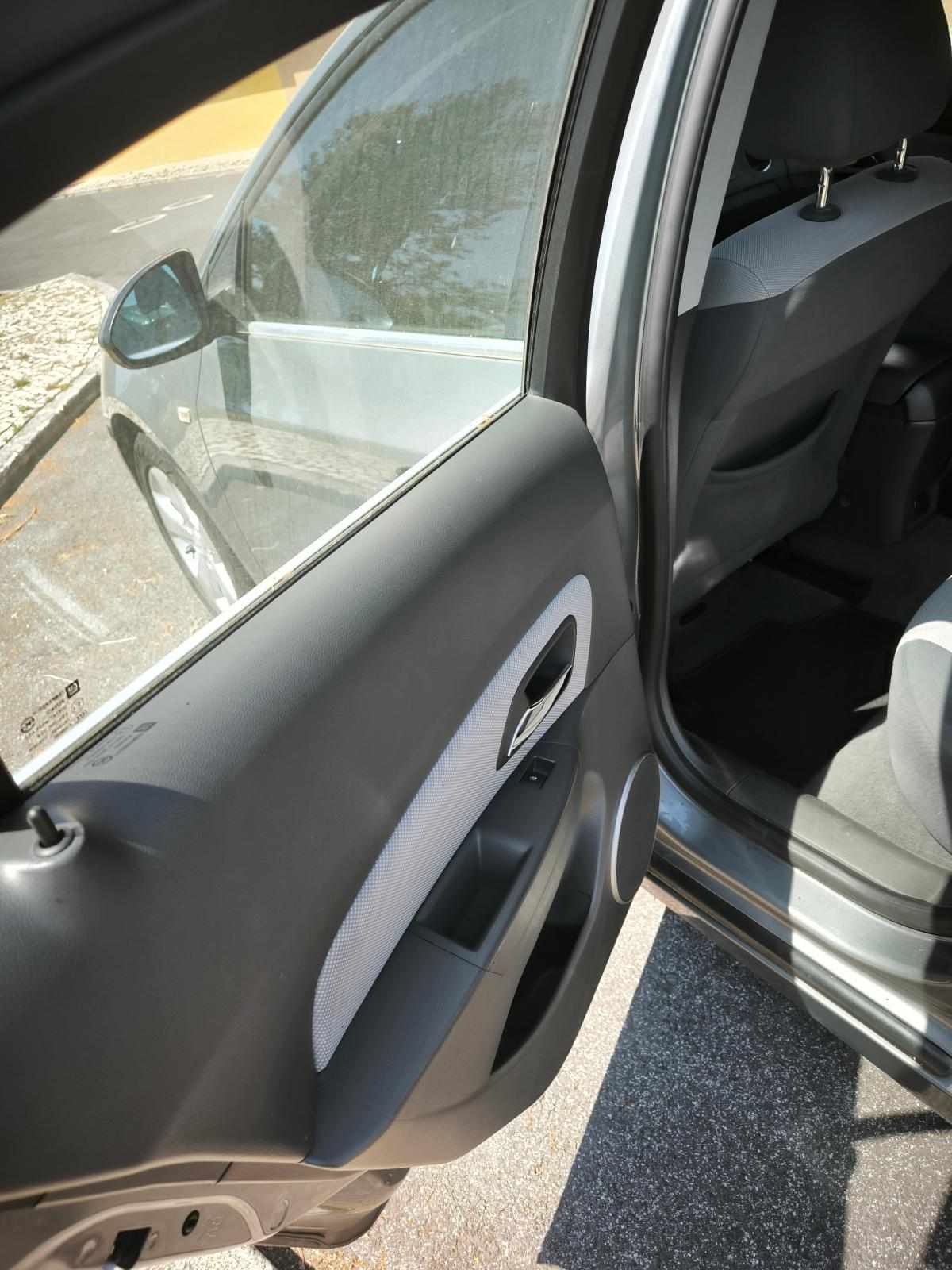 chevrolet-cruze-2-0-vcdi-2010-diesel-1991cc