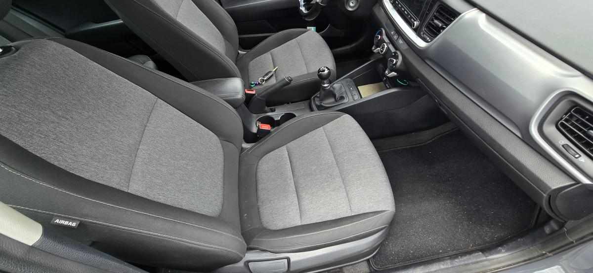 kia-stonic-1-2-mpi-2022-gasolina-1197cc