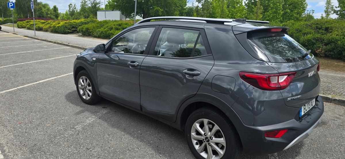 kia-stonic-1-2-mpi-2022-gasolina-1197cc