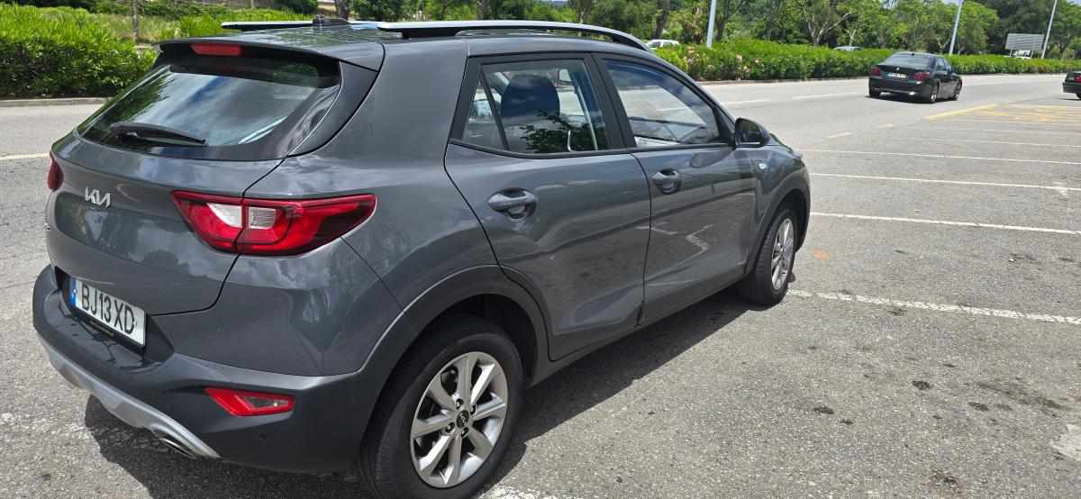 kia-stonic-1-2-mpi-2022-gasolina-1197cc