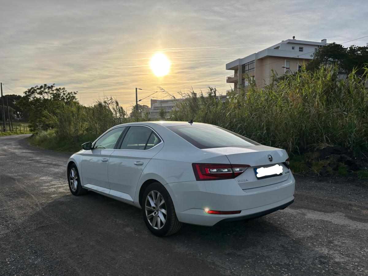 skoda-superb-1-6-tdi-2016-diesel-1598cc