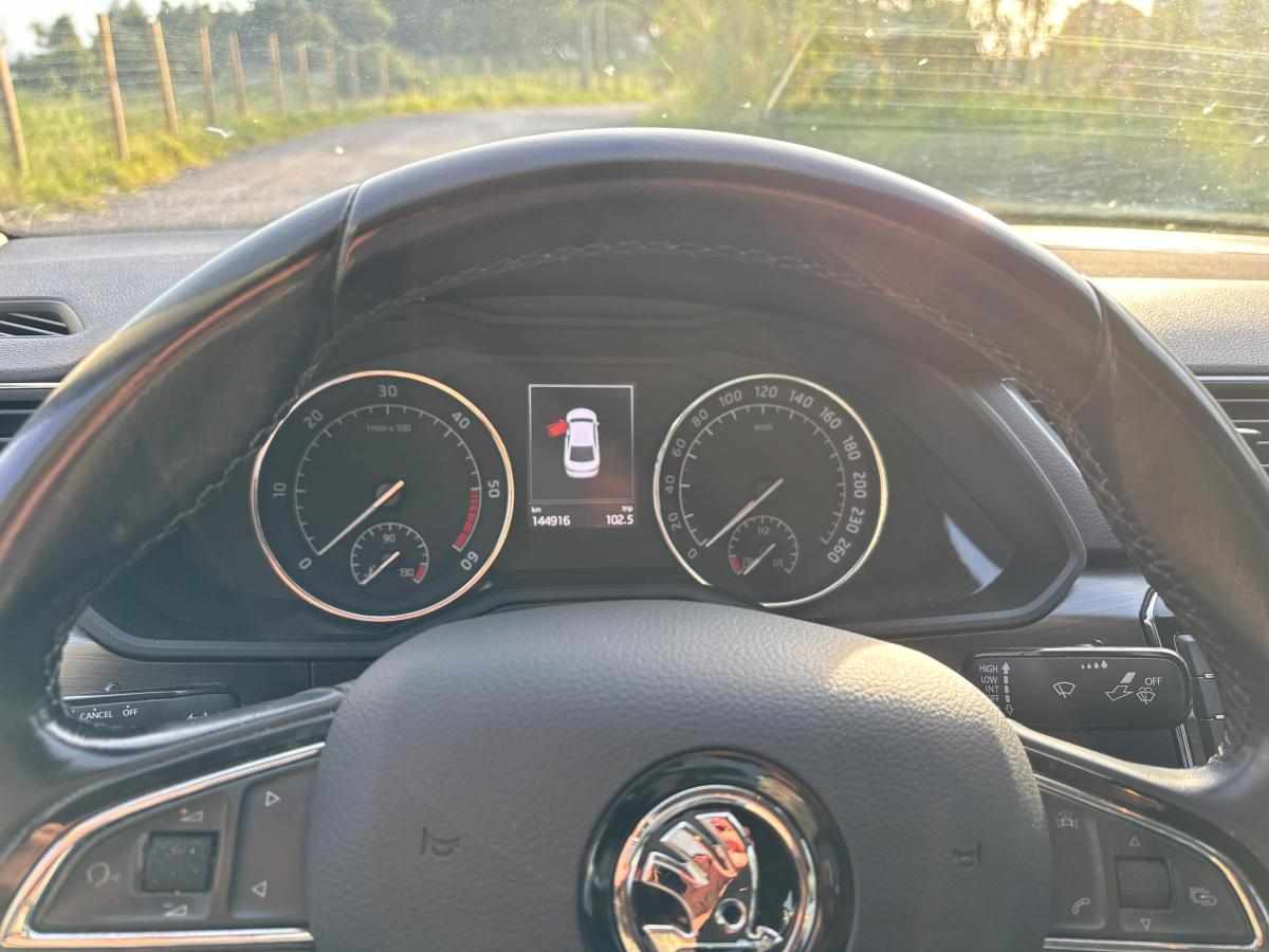 skoda-superb-1-6-tdi-2016-diesel-1598cc