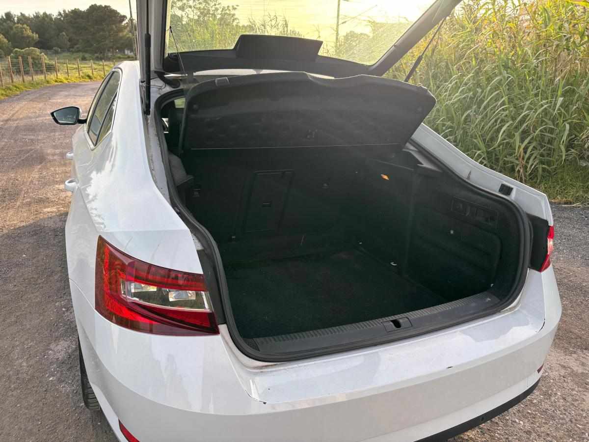skoda-superb-1-6-tdi-2016-diesel-1598cc