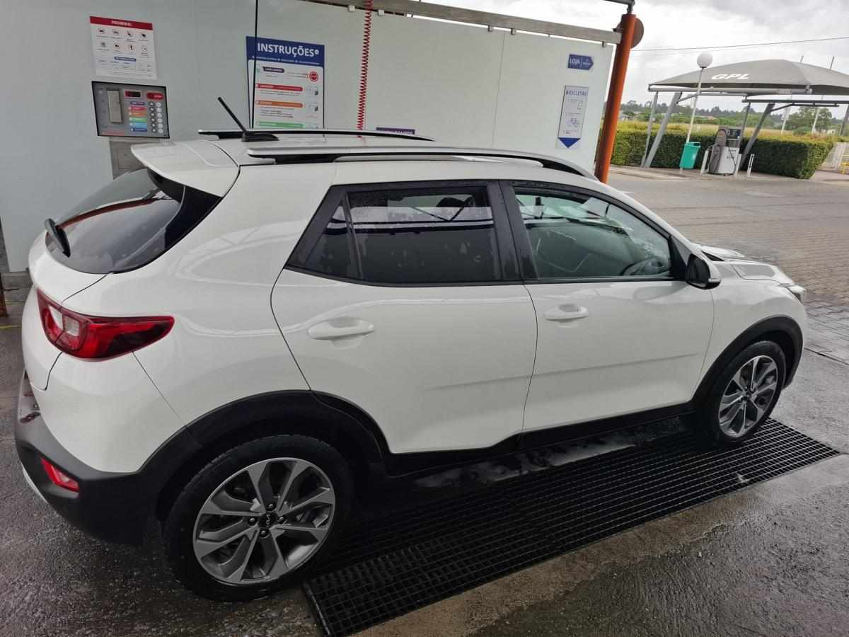 kia-stonic-1-0-t-gdi-2023-gasolina-998cc