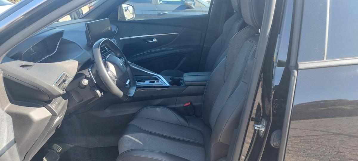 peugeot-5008-1-5-bluehdi-2023-diesel-1499cc
