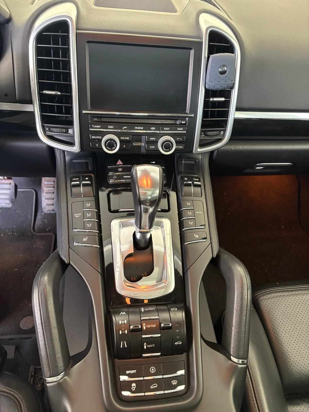 porsche-cayenne-3-0-v6-2011-diesel-2967cc