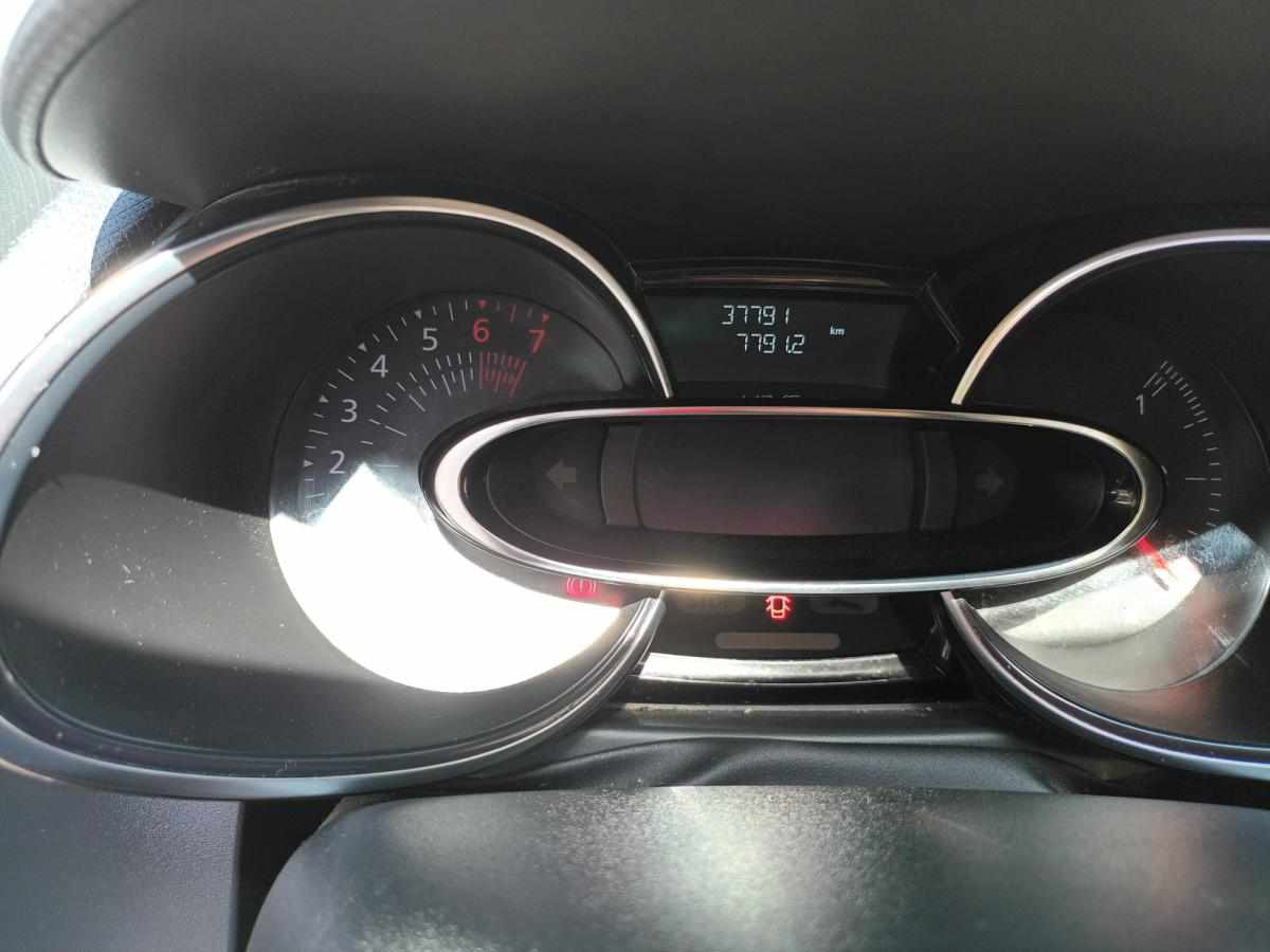 renault-clio-0-9-tce-2017-gasolina-898cc