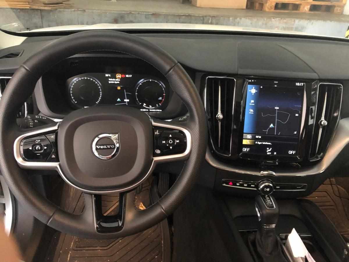 volvo-xc60-d4-2-0-2019-diesel-1969cc